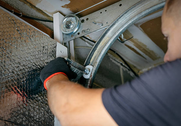 Affordable Garage Door Roller Replacement solutions in Juno Beach, FL